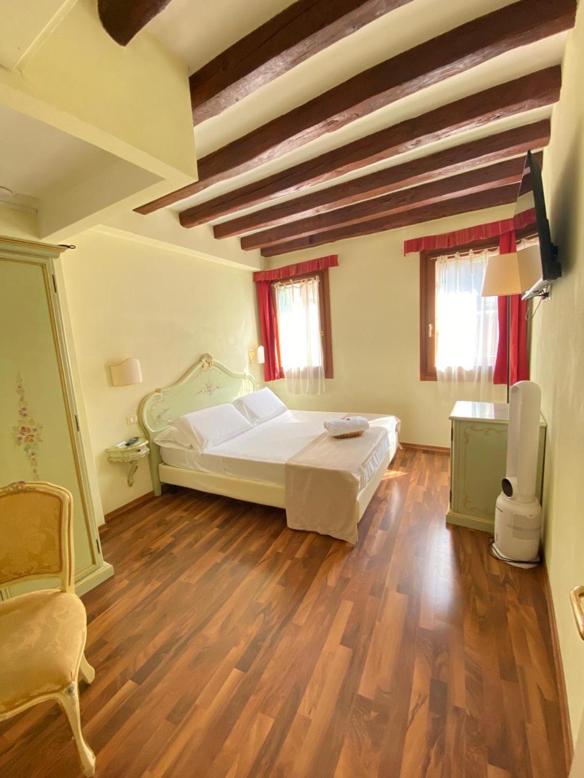 Casa Vacanze Angolo 'Sconto Venice Exterior photo
