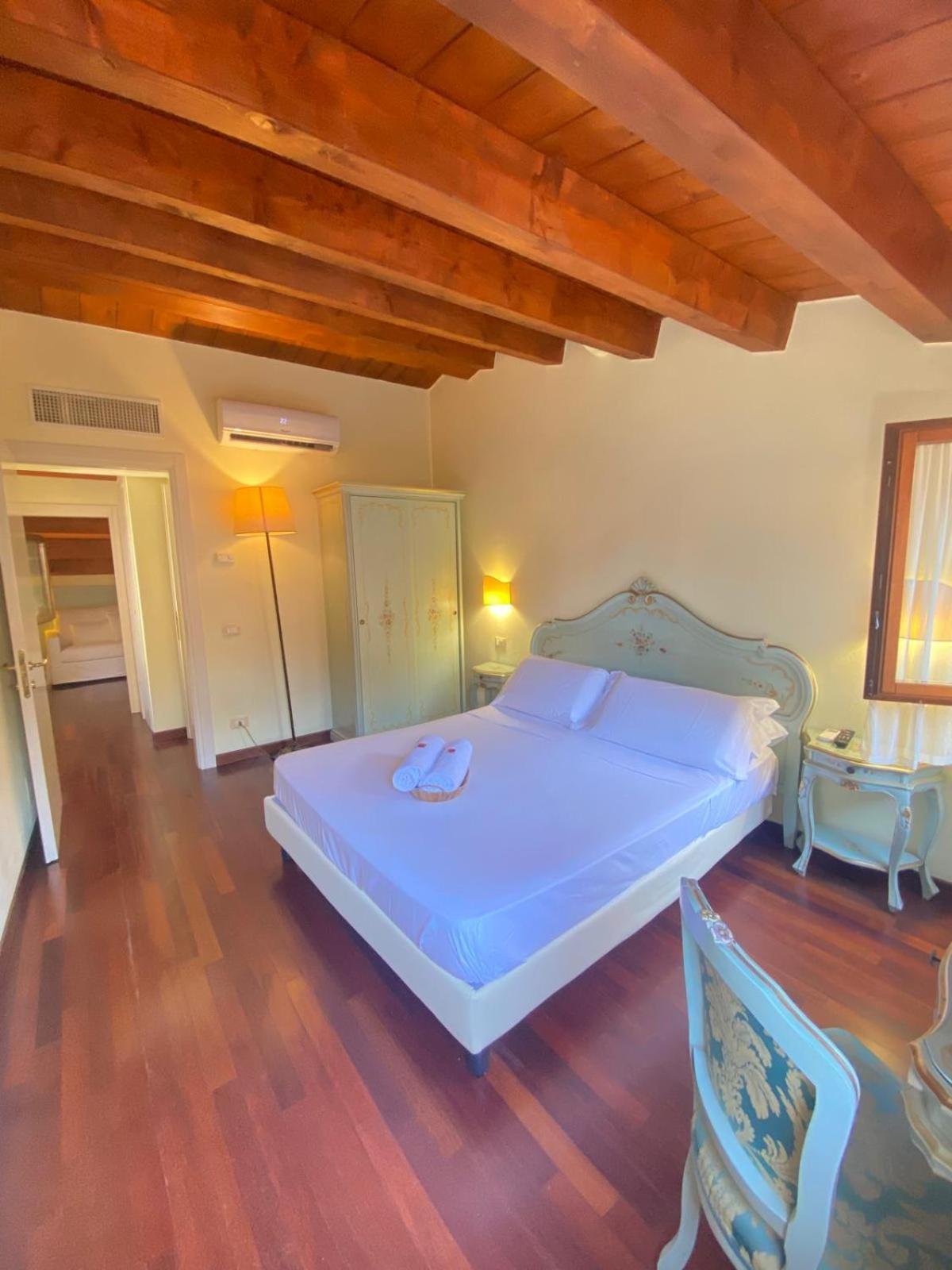 Casa Vacanze Angolo 'Sconto Venice Exterior photo